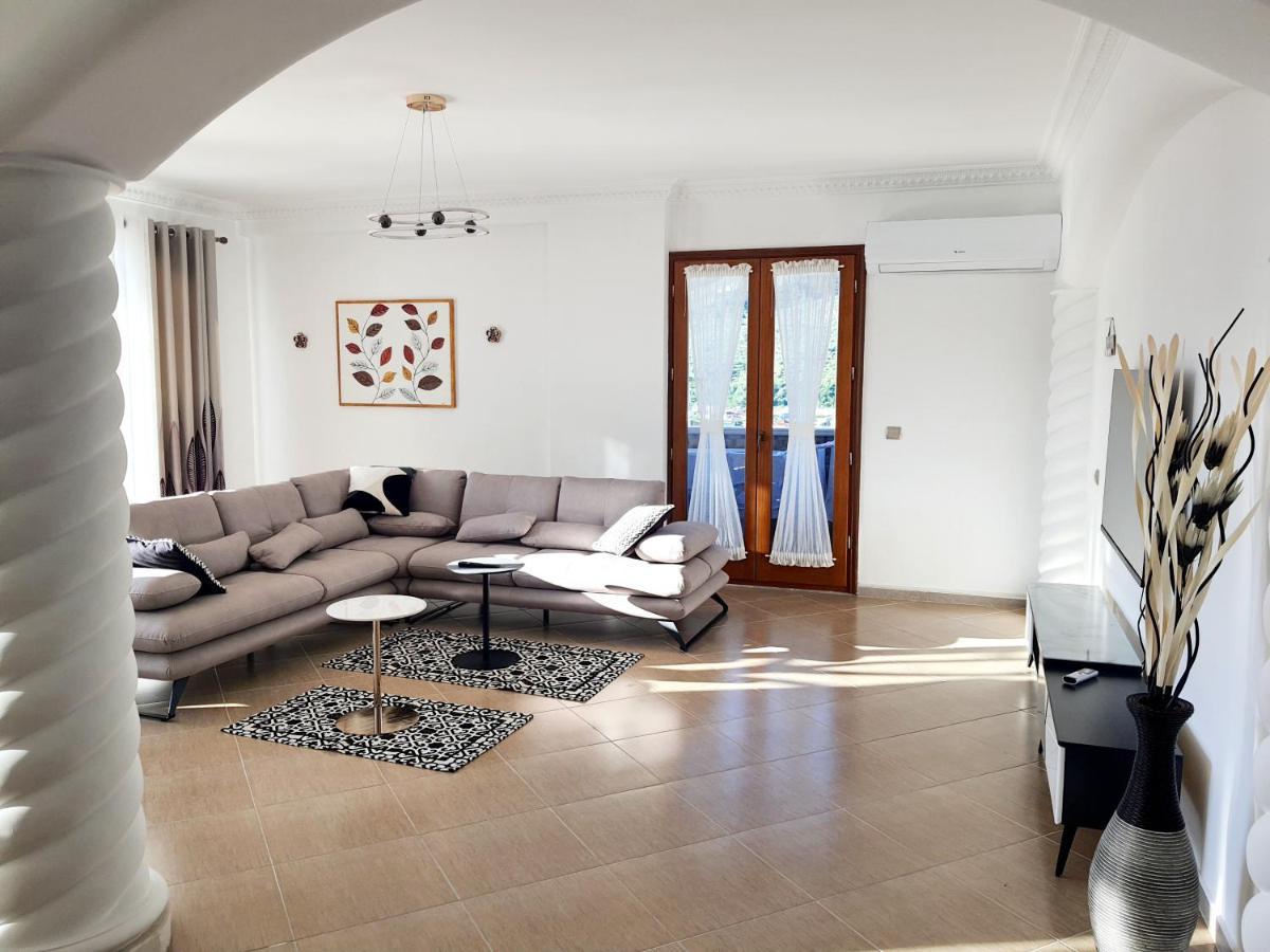 Magnolia Luxury Penthouse Apartment Берат Екстериор снимка